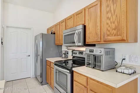 445 Lakeview Avenue Titusville FL 32796
