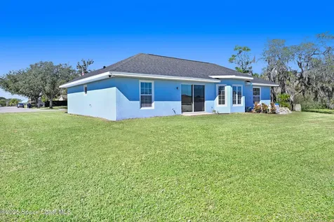 445 Lakeview Avenue Titusville FL 32796