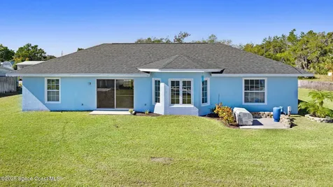 445 Lakeview Avenue Titusville FL 32796