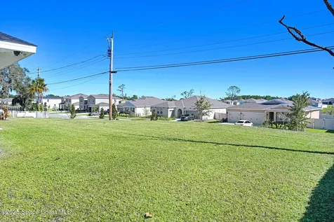 445 Lakeview Avenue Titusville FL 32796