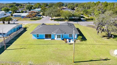 445 Lakeview Avenue Titusville FL 32796