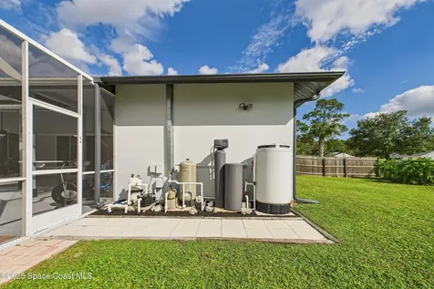 1598 Bay Mare Lane NW Palm Bay FL 32907