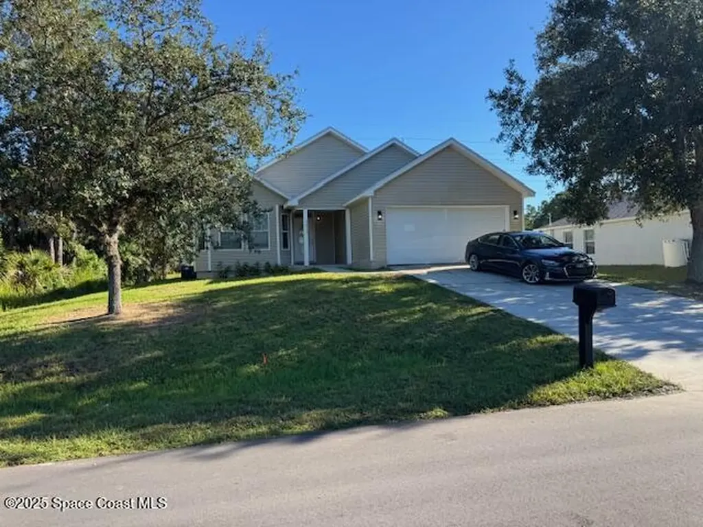 2613 Quentin Avenue SE Palm Bay FL 32909