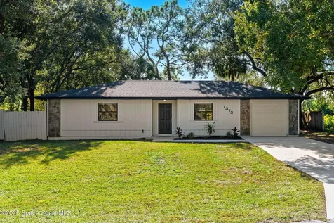 1372 Sagola Street SE Palm Bay FL 32909