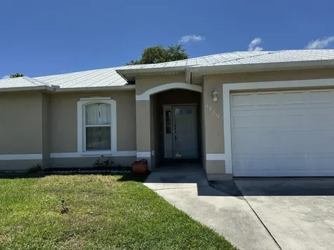 1489 Whitmore Street Sebastian FL 32958