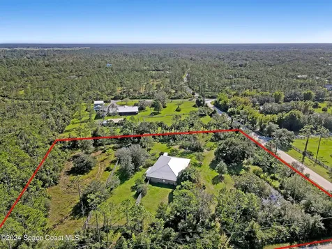 32801 Us Highway 441 N Okeechobee FL 34972