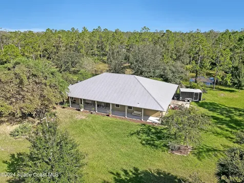 32801 Us Highway 441 N Okeechobee FL 34972