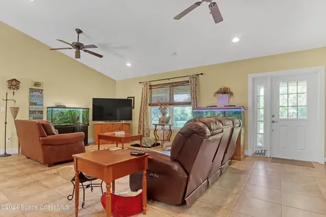 32801 Us Highway 441 N Okeechobee FL 34972