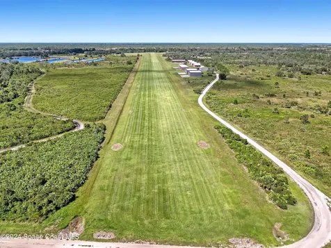 32801 Us Highway 441 N Okeechobee FL 34972