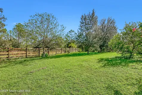 32801 Us Highway 441 N Okeechobee FL 34972