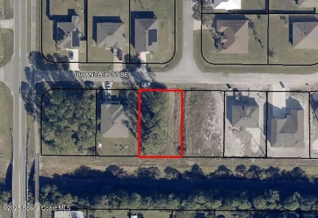 450 Brantley Street SE Palm Bay FL 32909