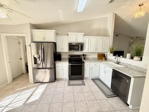 1683 Zaffer Street NW Palm Bay FL 32907