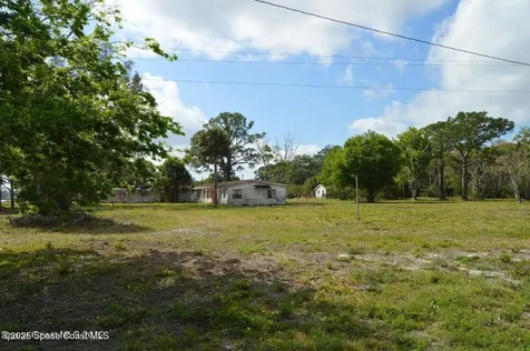 00 Us Highway 1 Mims FL 32754