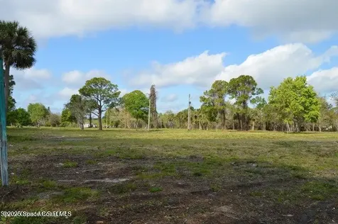 00 Us Highway 1 Mims FL 32754