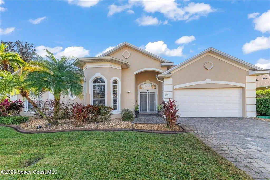 1921 Thornwood Drive SE Palm Bay FL 32909