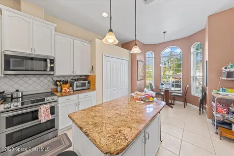 1921 Thornwood Drive SE Palm Bay FL 32909