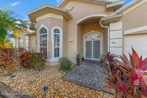 1921 Thornwood Drive SE Palm Bay FL 32909