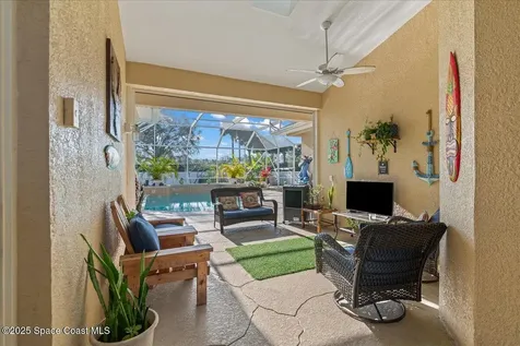 1921 Thornwood Drive SE Palm Bay FL 32909
