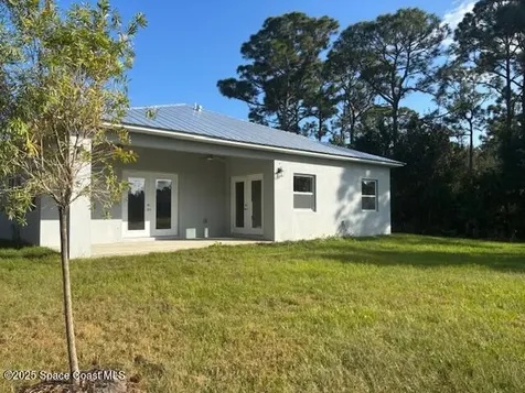 3250 San Jose Avenue SE Palm Bay FL 32909