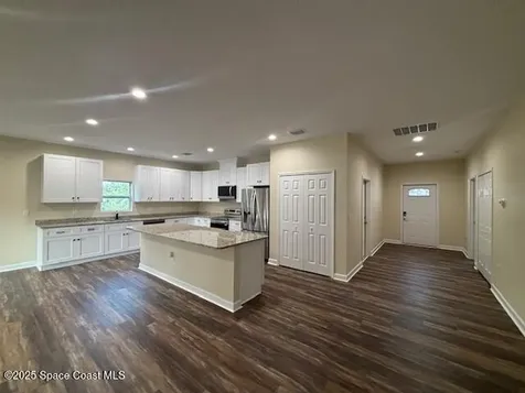 3250 San Jose Avenue SE Palm Bay FL 32909