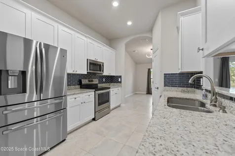 565 Rembrandt Street SE Palm Bay FL 32909