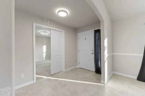 565 Rembrandt Street SE Palm Bay FL 32909