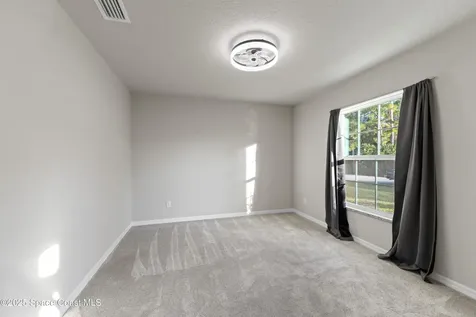 565 Rembrandt Street SE Palm Bay FL 32909