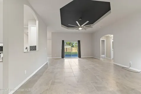 565 Rembrandt Street SE Palm Bay FL 32909