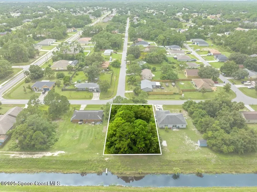 1461 Tidewell Street SE Palm Bay FL 32909