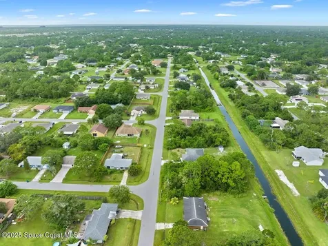 1461 Tidewell Street SE Palm Bay FL 32909