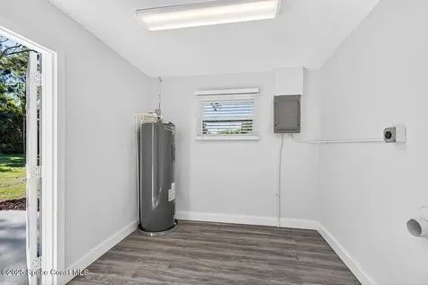 56 1st Court SW Vero Beach FL 32962
