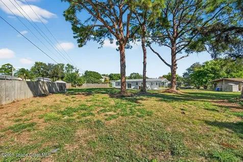 56 1st Court SW Vero Beach FL 32962