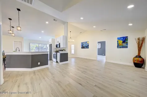 3057 Pineda Crossing Drive Melbourne FL 32940