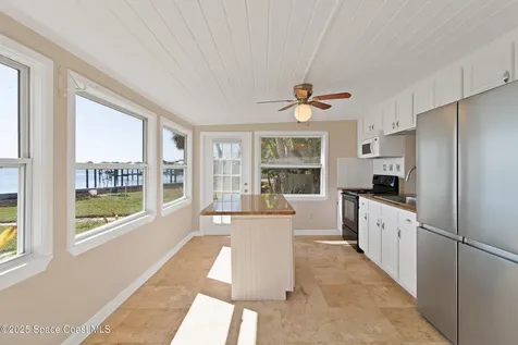 3949 Canal Drive Sebastian FL 32976
