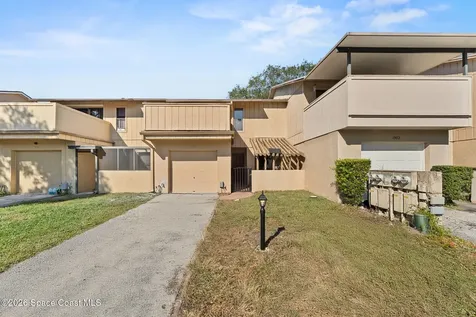 1904 Cashew Courtway Titusville FL 32780