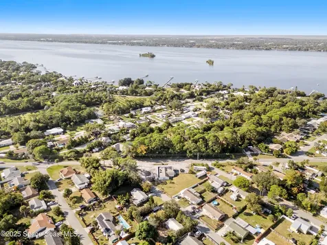 1310 S Tropical Trail Merritt Island FL 32952