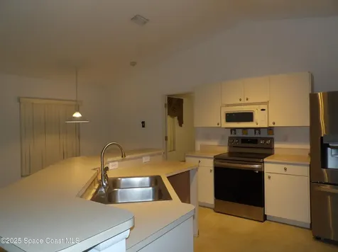 1348 Sandusky Street SE Palm Bay FL 32909