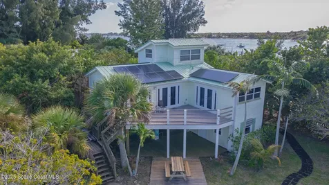 53 Vip Island Grant-valkaria FL 32949