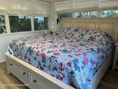 53 Vip Island Grant-valkaria FL 32949