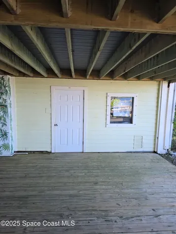 53 Vip Island Grant-valkaria FL 32949