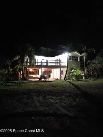 53 Vip Island Grant-valkaria FL 32949