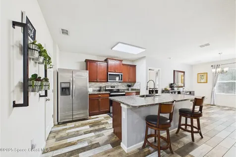 191 Sutherland Drive SW Palm Bay FL 32908