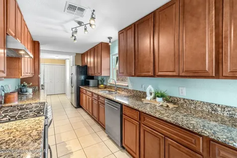 1623 E Central Avenue Merritt Island FL 32952