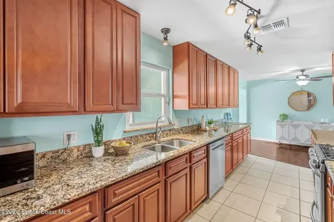 1623 E Central Avenue Merritt Island FL 32952