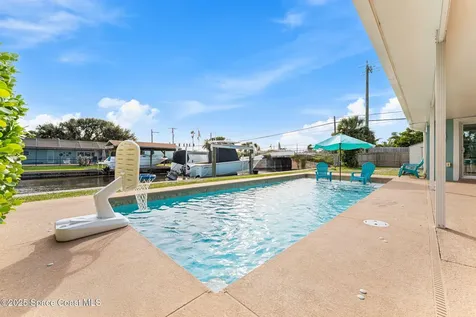 1623 E Central Avenue Merritt Island FL 32952