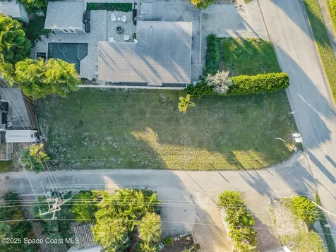 609 Madison Avenue Cape Canaveral FL 32920
