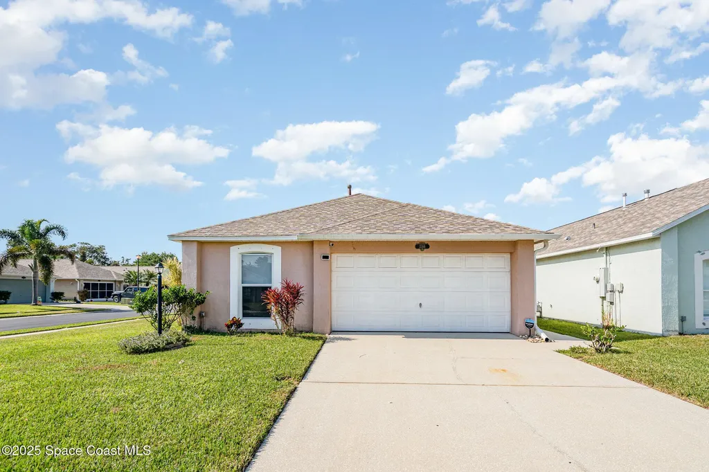 2188 Redwood Circle NE Palm Bay FL 32905