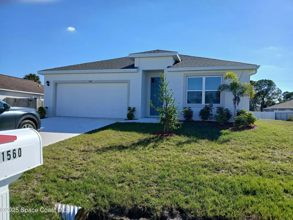1560 Gardenton Street NW Palm Bay FL 32907