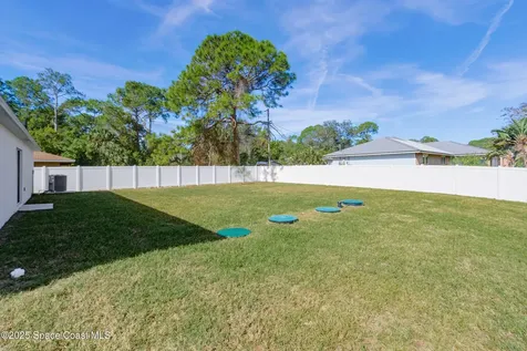 511 Trumpet Street SW Palm Bay FL 32908
