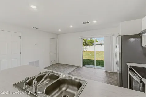 511 Trumpet Street SW Palm Bay FL 32908
